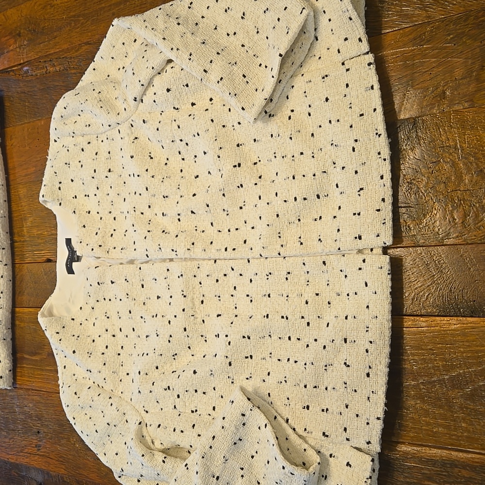 Ann Taylor size 12 Cream & Black Dotted Jacket & Skirt Suit NWT - Picture 7 of 10